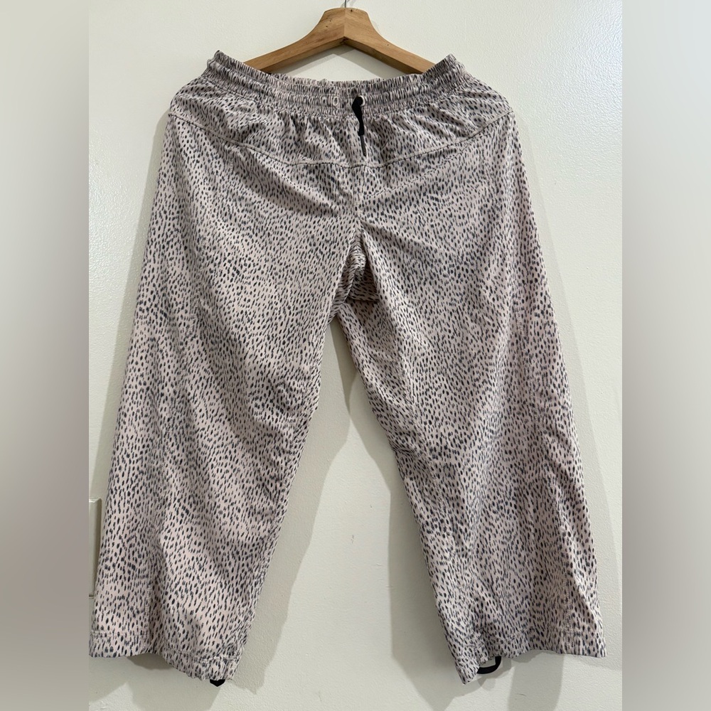 lululemon athletica Beige and Navy Animal-Print Drawstring Pants